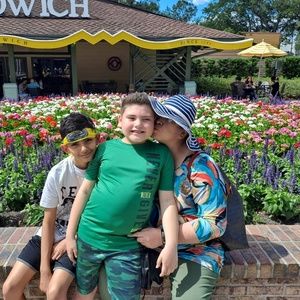 Meet your Posher, Sandra